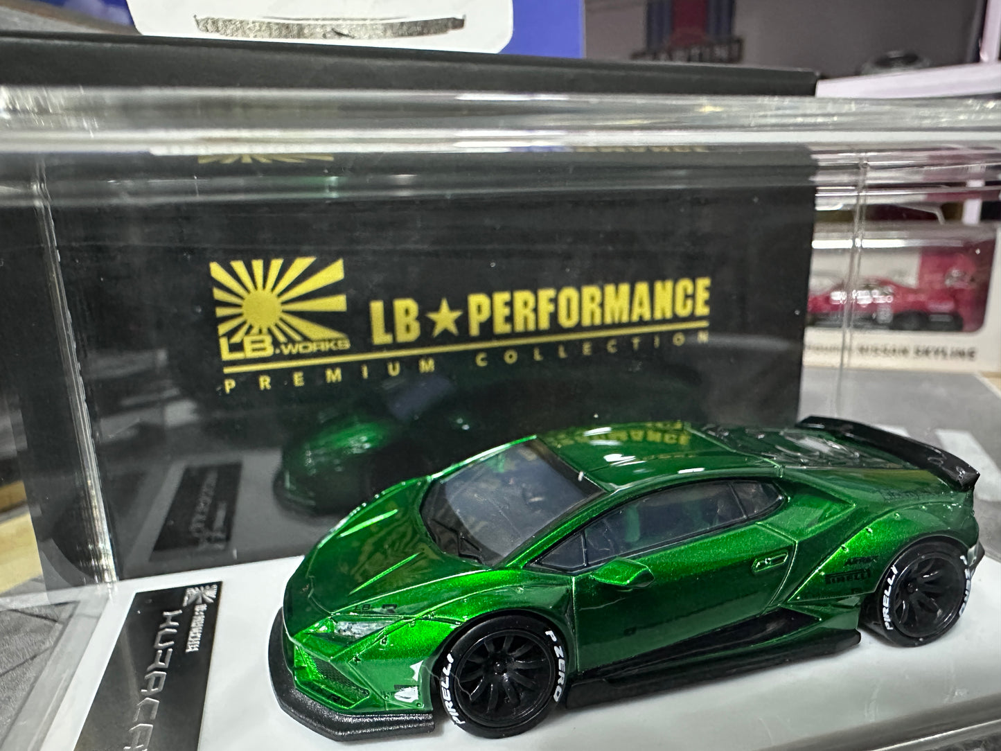 LB PERFORMANCE 1:64 LIBERTY WALK LB-WORKS Huracan LP610 Candy Green Resin