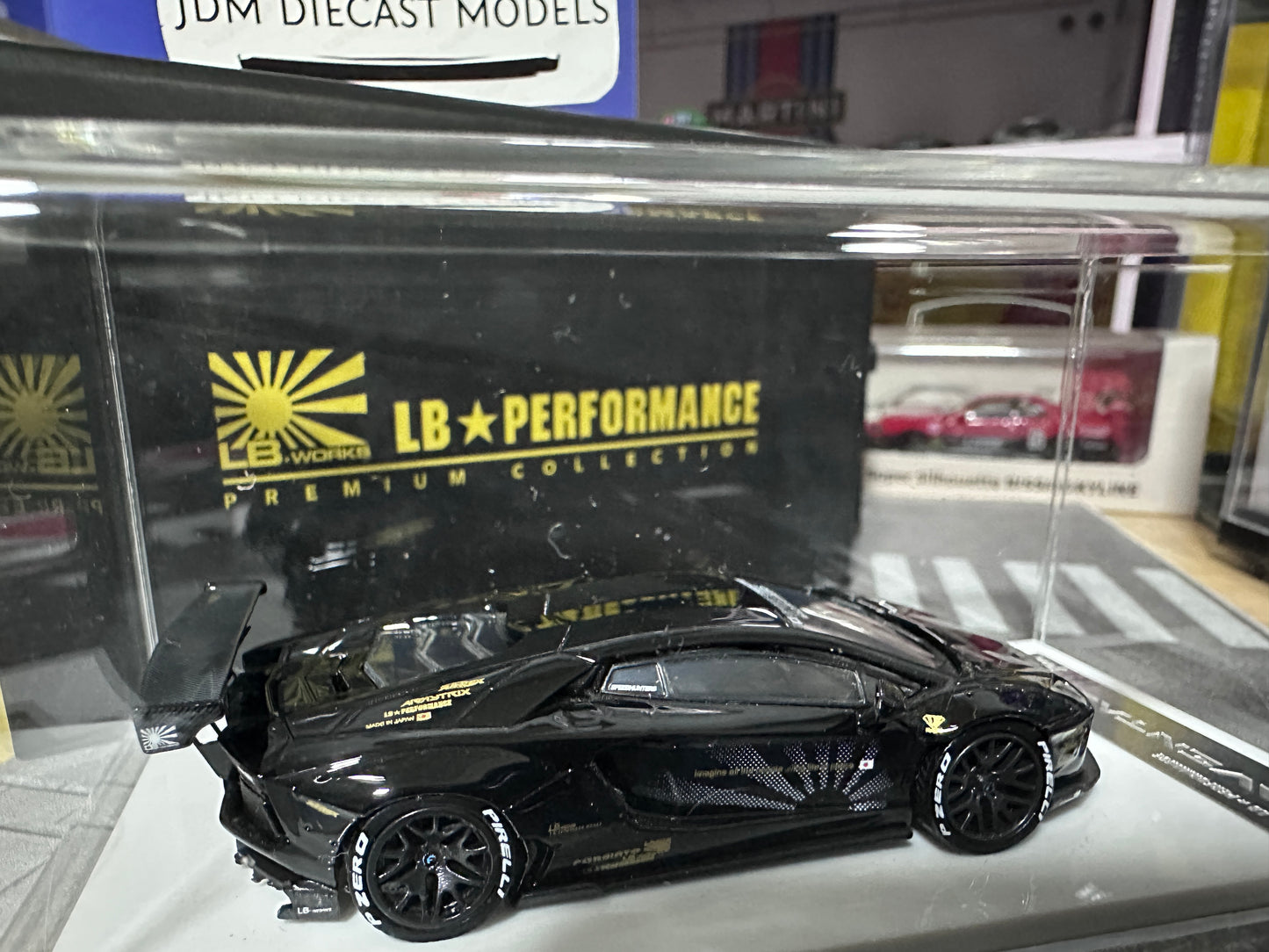 LB PERFORMANCE 1:64 LIBERTY WALK LB-WORKS Aventador LP700 Black Resin