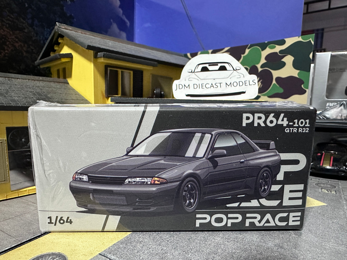 Poprace GTR R32 Gun Grey Metallic PR64-0101 Nissan Skyline