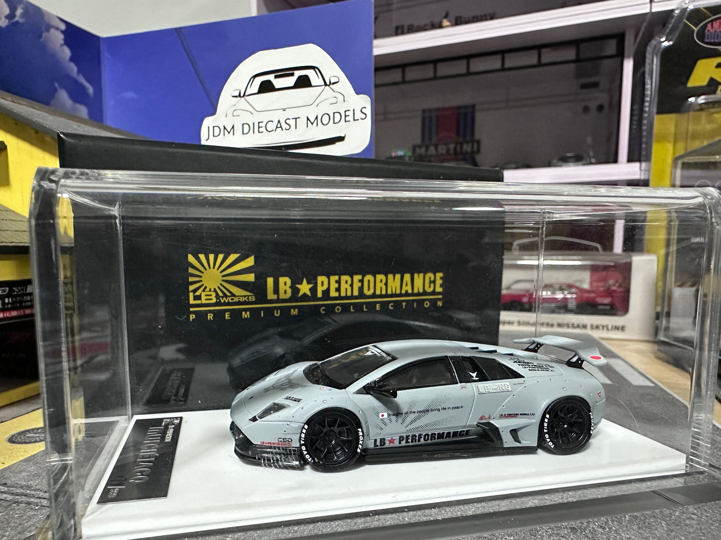 LB PERFORMANCE 1:64 LIBERTY WALK LB-WORKS Murcielago LP670 Grey Resin