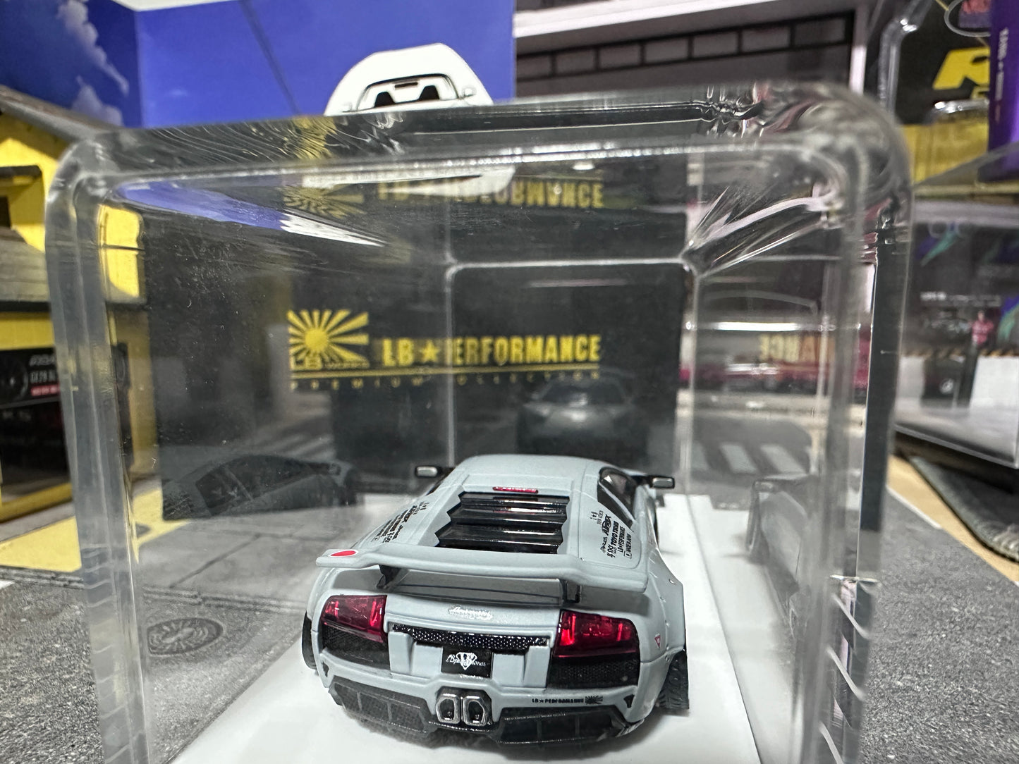 LB PERFORMANCE 1:64 LIBERTY WALK LB-WORKS Murcielago LP670 Grey Resin