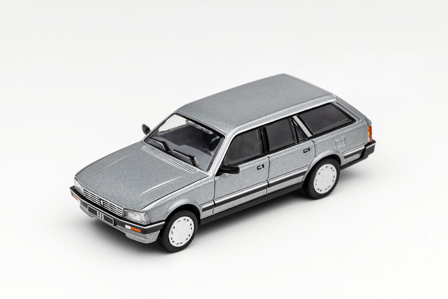 Preorder DCT Peugeot 505 SW