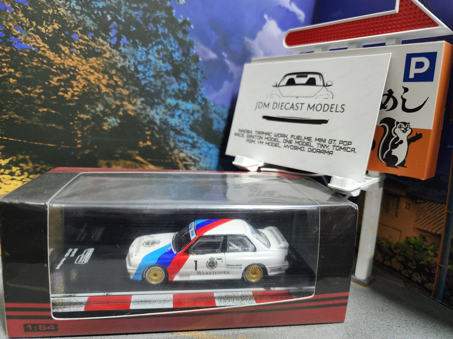 Tarmac Works BMW M3 E30 DTM 1987 Marc Hessel Warsteiner #1 TK Company Japan